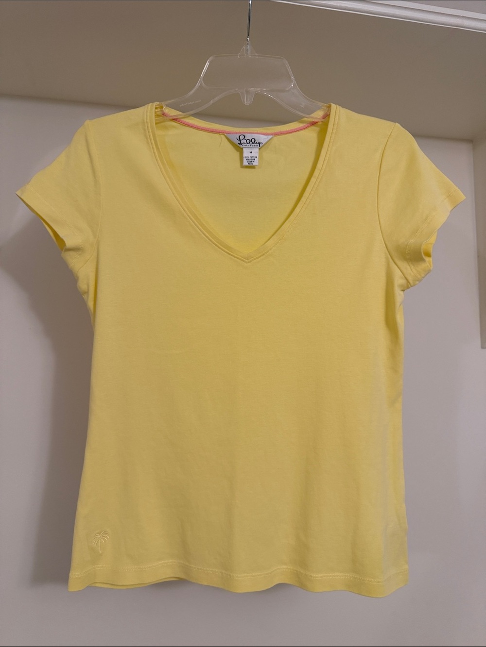 Lilly Pulitzer V-Neck Tshirt